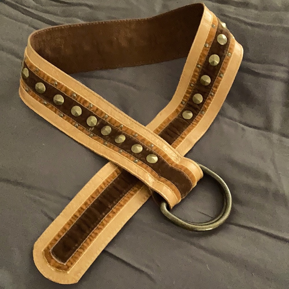 Retro studded belt